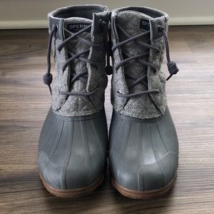 Sperry Duck Boots Size 9